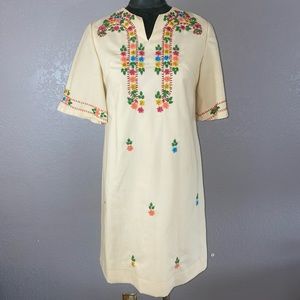 •RARE• 1960s Star of Siam Silk 3D Hand-Embroidered Mod Mini Dress